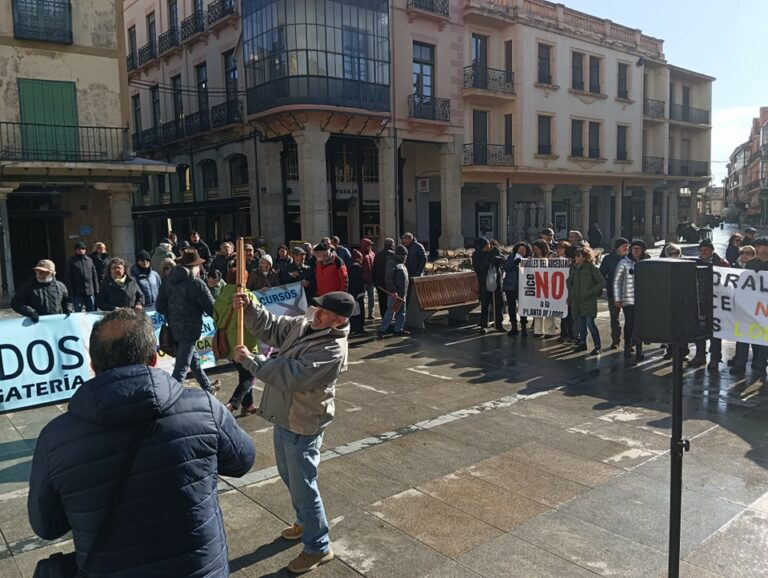 Piedralba presenta una denuncia por infracción urbanística a Reciclados Astorga