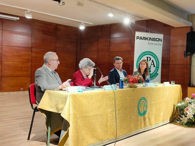 Irene Vega Blas, de Astorga, gana el XXI Concurso Literario de la Asociación de Parkinson