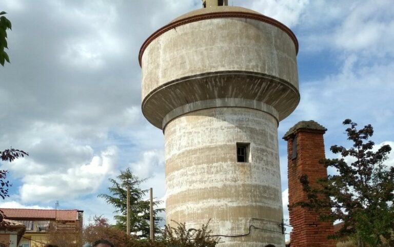 El Ayuntamiento adjudica a un arquitecto madrileño la redacción del proyecto para la rehabilitación de los depósitos de agua