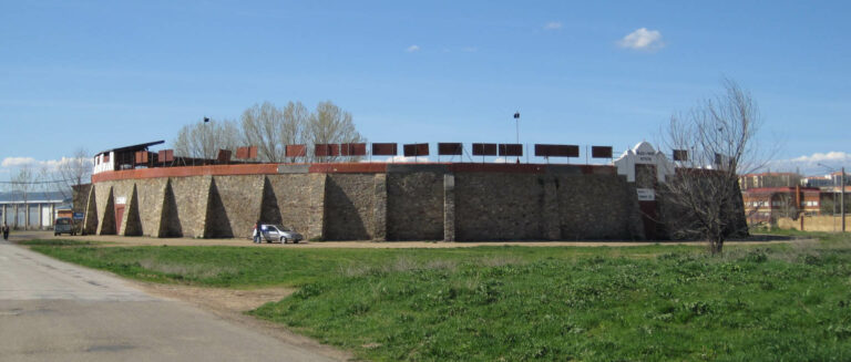 Soteasa nombrará una comisión para negociar con el Ayuntamiento el rescate de la Plaza de Toros