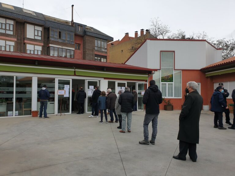 Casi 8.500 astorganos están llamados a las urnas este domingo