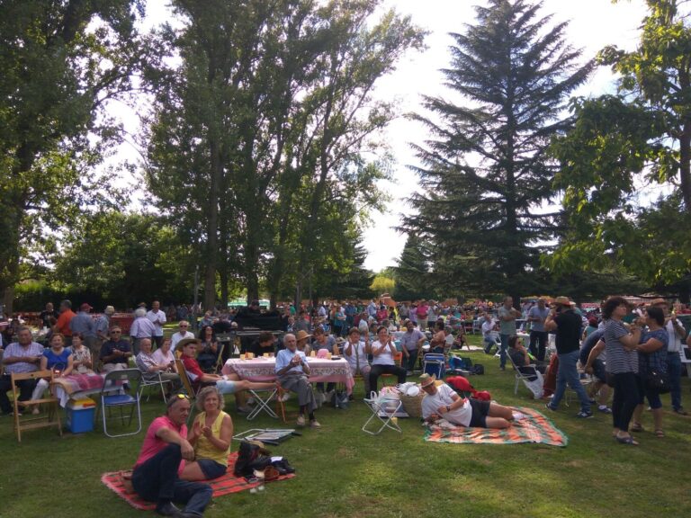 Ugal Upa instaura el premio ‘Matías Llorente’ en la Fiesta Campesina que se celebra este domingo