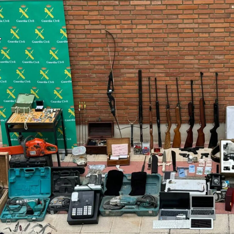 La Guardia Civil desarticula un grupo que asaltaba viviendas y traficaba con drogas en la zona del Órbigo