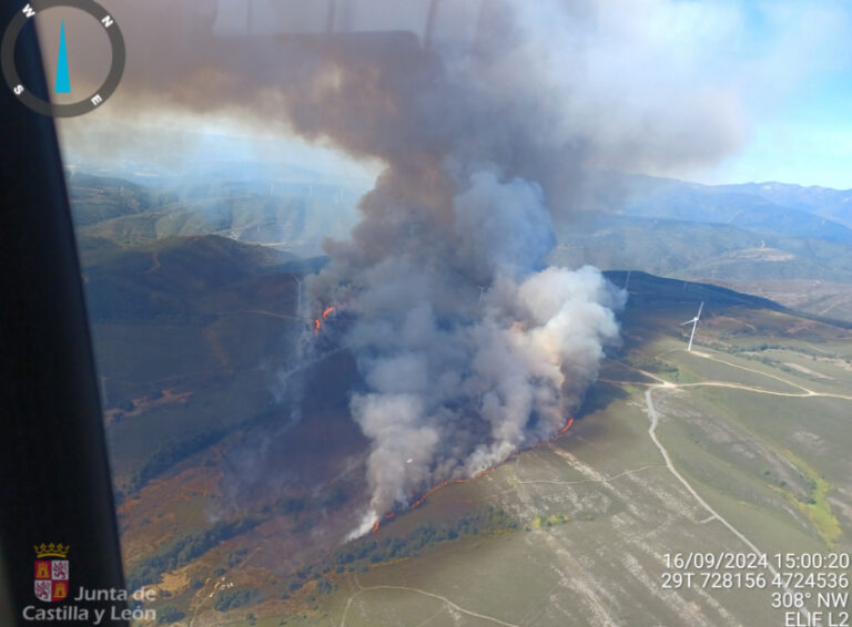 La Junta sube a nivel 2 de peligrosidad el incendio de Brañuelas