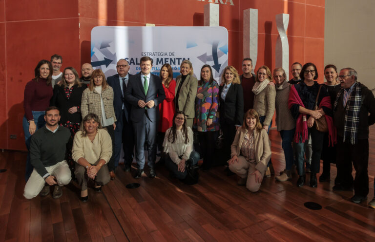 Mañueco presenta la Estrategia de Asistencia en Salud Mental de Castilla y León que incluye nuevos recursos en toda la red asistencial y el refuerzo de la atención en el medio rural